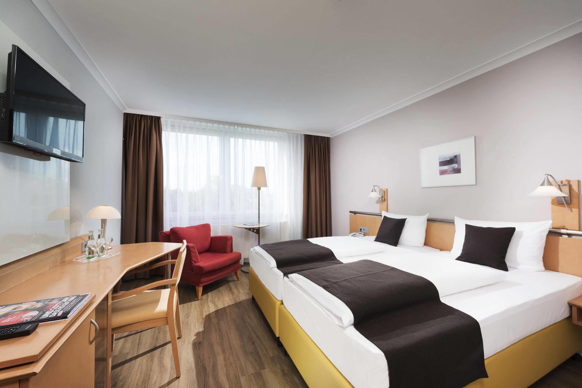 Hotel Essential By Dorint Bremen-Vahr Exterior foto