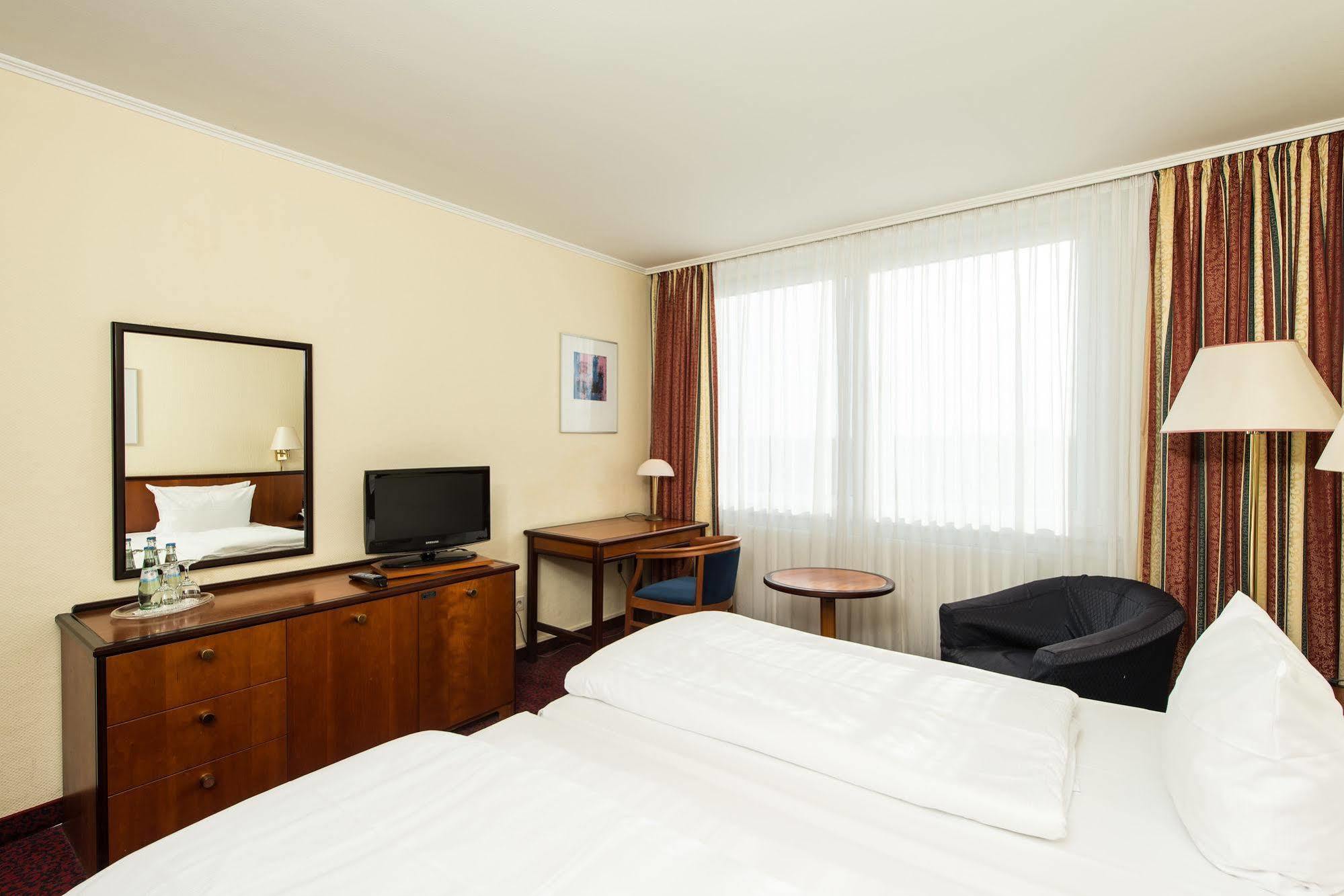 Hotel Essential By Dorint Bremen-Vahr Exterior foto