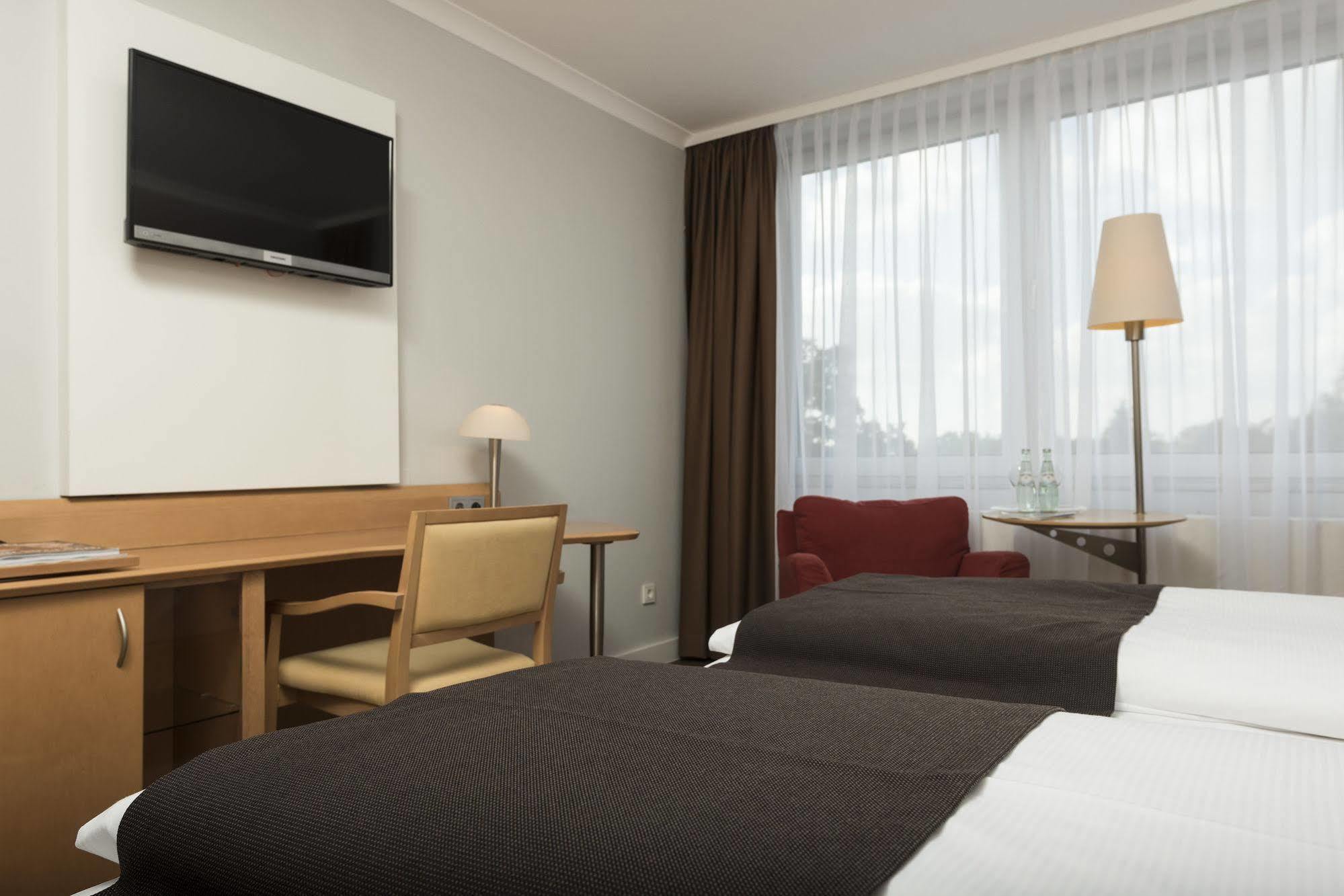 Hotel Essential By Dorint Bremen-Vahr Exterior foto